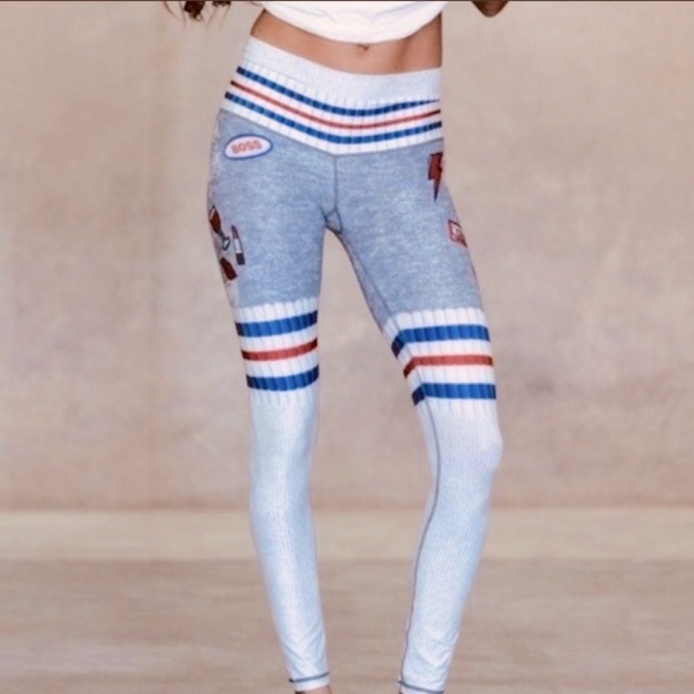 💄NWOT Niyama Sol Boss Girl Leggings💋